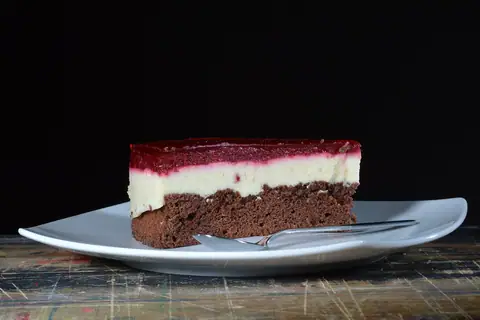 Petek Patisserie photo 2